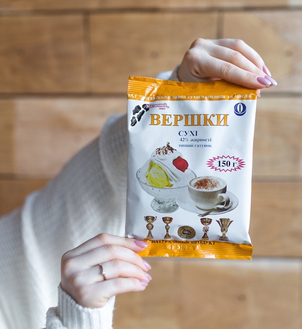 Вершки сухі 42% жиру.